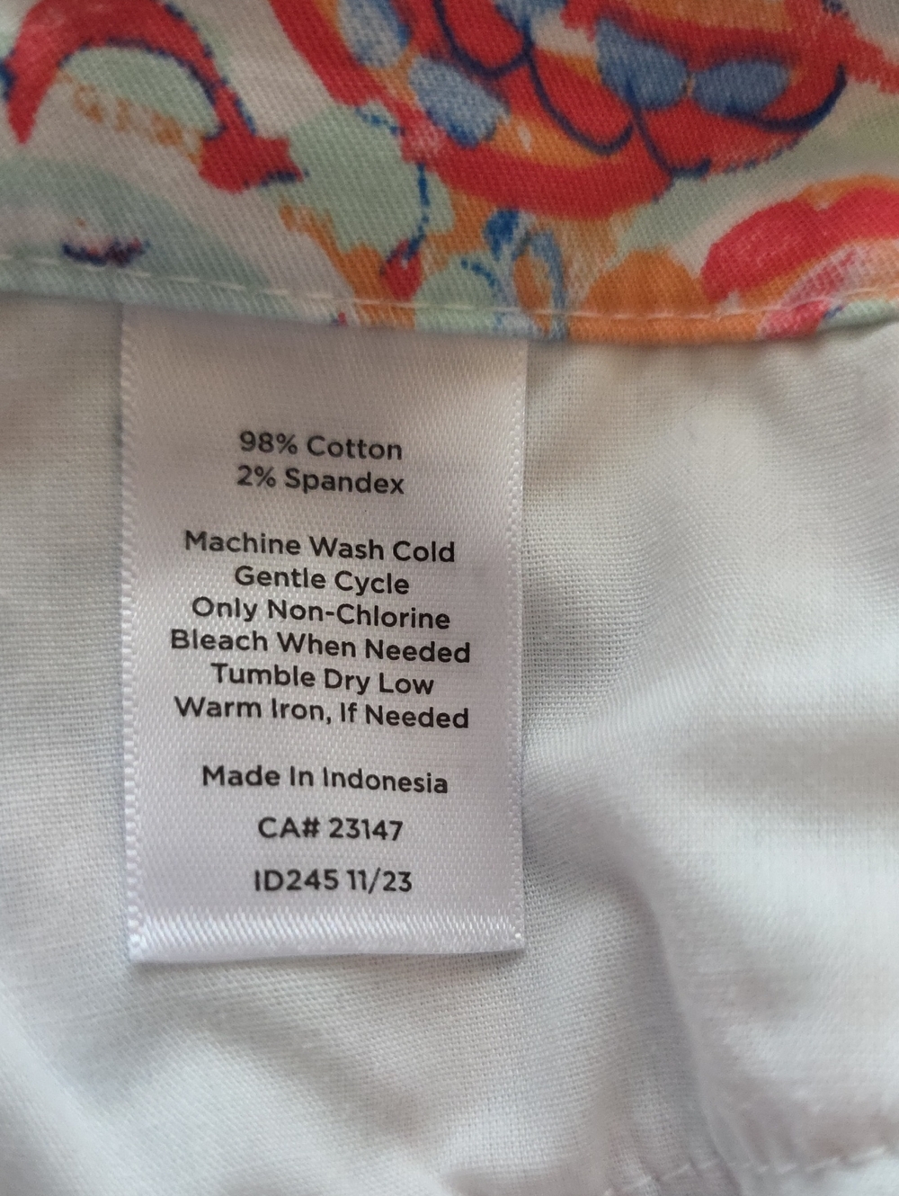 Talbots Bermuda Shorts Colorful Paisley Print Size 6 - Picture 5 of 5